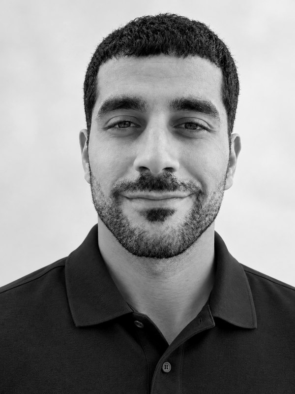 Moe Aburawi - Massothérapeute à Montréal Portrait de Moe Aburawi, massothérapeute à la Clinique Synergek, rue Bélanger à Montréal